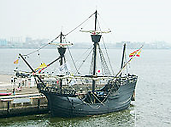 ビクトリア号の復元船